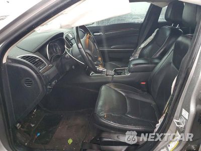 Zdjęcie 7 z 12 samochodu: 2018 CHRYSLER 300 LIMITED VIN:2C3CCAKG3JH268482 - miniatura