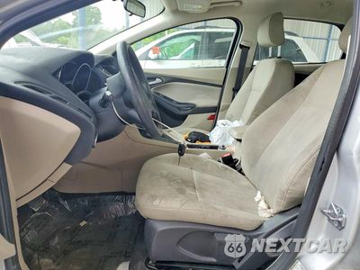 Zdjęcie 7 z 12 samochodu: 2018 FORD FOCUS SE VIN:1FADP3F21JL251977 - miniatura