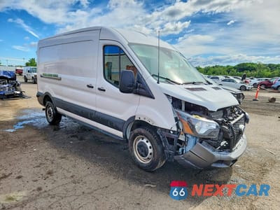 Czwarte zdjęcie samochodu z boku: 2024 FORD TRANSIT T-250 VIN:1FTBR1C81RKA14951 - miniatura