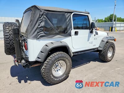 Trzecie zdjęcie samochodu z tyłu: 2004 JEEP WRANGLER X VIN:1J4FA39S94P700586 - miniatura
