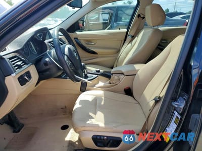 Zdjęcie 7 z 12 samochodu: 2015 BMW 320 I VIN:WBA3B1G56FNT64429 - miniatura