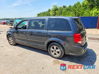 Drugie zdjęcie samochodu z przodu: 2013 DODGE GRAND CARAVAN SXT VIN:2C4RDGCG4DR591555 - miniatura
