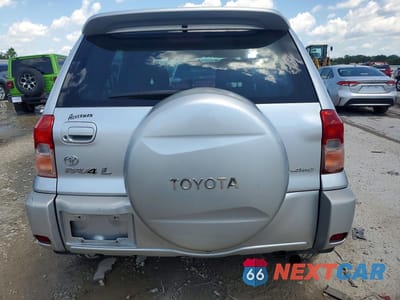 Zdjęcie 6 z 13 samochodu: 2002 TOYOTA RAV4 BASE VIN:JTEHH20V326038076 - miniatura