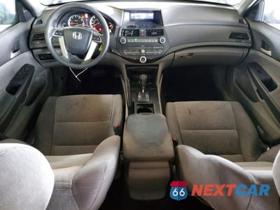 Zdjęcie 8 z 12 samochodu: 2010 HONDA ACCORD LX VIN:1HGCP2F35AA088918 - miniatura