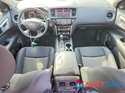 Zdjęcie 8 z 13 samochodu: 2018 NISSAN PATHFINDER SV VIN:5N1DR2MM6JC603241 - miniatura