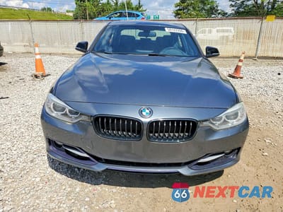 Piąte zdjęcie samochodu w środku: 2015 BMW 328 XI VIN:WBA3B3G58FNT17088 - miniatura