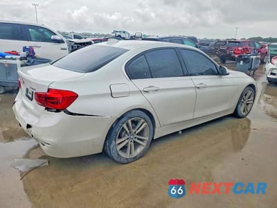 Trzecie zdjęcie samochodu z tyłu: 2018 BMW 330 I VIN:WBA8B9G5XJNU96235 - miniatura