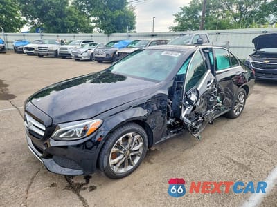2015 MERCEDES-BENZ C 300 4MATIC 55SWF4KB0FU077815 - główne zdjęcie licytacji z USA - miniatura
