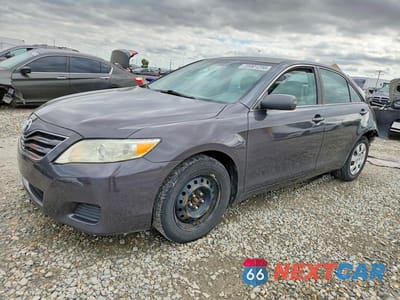 2010 TOYOTA CAMRY LE 4T1BF3EK8AU093326 - główne zdjęcie licytacji z USA - miniatura