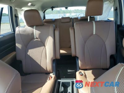 Zdjęcie 10 z 13 samochodu: 2024 TOYOTA GRAND HIGHLANDER PLATINUM VIN:5TDAAAB57RS010325 - miniatura