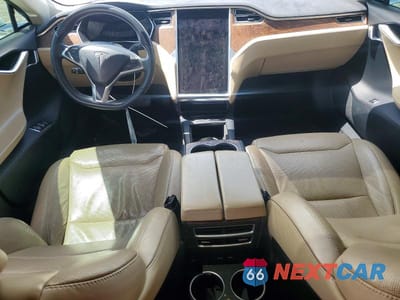 Zdjęcie 8 z 12 samochodu: 2017 TESLA MODEL S VIN:5YJSA1E25HF185942 - miniatura