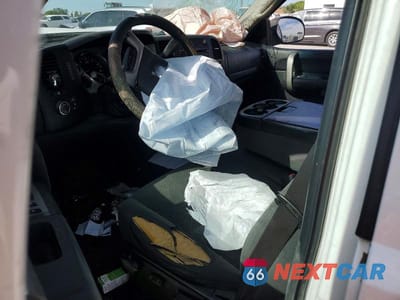 Zdjęcie 7 z 12 samochodu: 2008 GMC SIERRA K1500 VIN:3GTEK13J78G256850 - miniatura