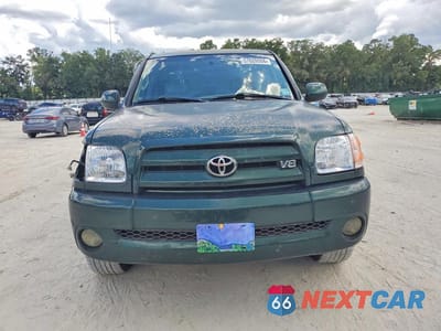 Piąte zdjęcie samochodu w środku: 2004 TOYOTA TUNDRA DOUBLE CAB LIMITED VIN:5TBDT48124S466313 - miniatura