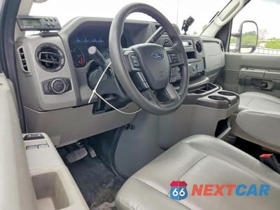 Zdjęcie 8 z 12 samochodu: 2024 FORD E350 REFRIGERATED BOX TRUCK VIN:1FDWE3FN2RDD19448 - miniatura