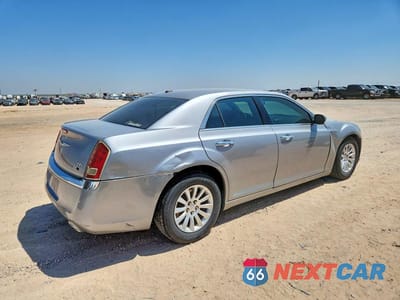Trzecie zdjęcie samochodu z tyłu: 2011 CHRYSLER 300 LIMITED VIN:2C3CA5CG3BH546035 - miniatura
