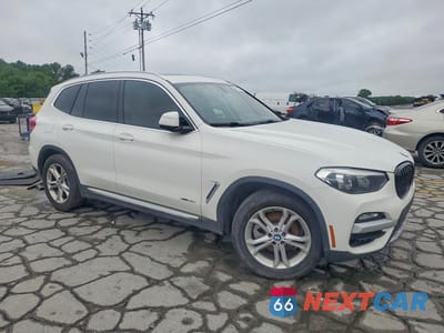 Czwarte zdjęcie samochodu z boku: 2018 BMW X3 XDRIVE30I VIN:5UXTR9C50JLD62250 - miniatura