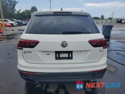 Zdjęcie 6 z 13 samochodu: 2018 VOLKSWAGEN TIGUAN SE VIN:3VV3B7AX9JM029914 - miniatura