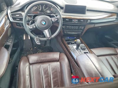 Zdjęcie 8 z 12 samochodu: 2014 BMW X5 XDRIVE50I VIN:5UXKR6C57E0J72170 - miniatura