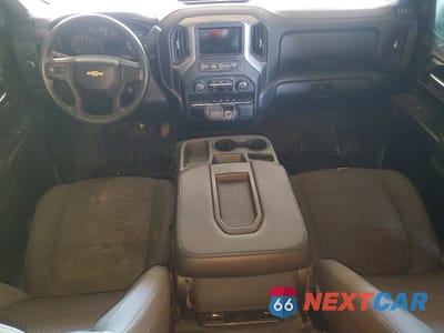 Zdjęcie 8 z 12 samochodu: 2019 CHEVROLET SILVERADO C1500 VIN:1GCRWAEHXKZ293043 - miniatura