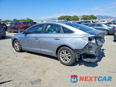 Drugie zdjęcie samochodu z przodu: 2015 HYUNDAI SONATA SE VIN:5NPE24AF9FH236152 - miniatura