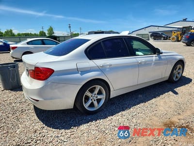 Trzecie zdjęcie samochodu z tyłu: 2015 BMW 320 I VIN:WBA3B1C50FP831533 - miniatura