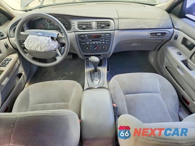Zdjęcie 8 z 12 samochodu: 2004 FORD TAURUS SE VIN:1FAFP532X4A207064 - miniatura