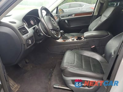 Zdjęcie 7 z 13 samochodu: 2013 VOLKSWAGEN TOUAREG V6 VIN:WVGEF9BPXDD002464 - miniatura