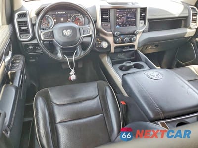 Zdjęcie 8 z 13 samochodu: 2022 RAM 1500 LARAMIE VIN:1C6SRFJT9NN159059 - miniatura