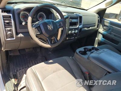 Zdjęcie 8 z 12 samochodu: 2016 RAM 5500 - FLATBED TRUCK VIN:3C7WRMDL5GG375855 - miniatura