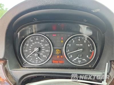 Zdjęcie 9 z 12 samochodu: 2011 BMW 328 I SULEV VIN:WBADW7C55BE726696 - miniatura