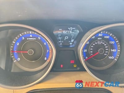 Zdjęcie 9 z 12 samochodu: 2011 HYUNDAI ELANTRA GLS VIN:KMHDH4AE6BU107573 - miniatura