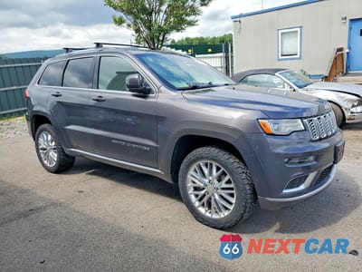 Czwarte zdjęcie samochodu z boku: 2018 JEEP GRAND CHEROKEE SUMMIT VIN:1C4RJFJT0JC218813 - miniatura