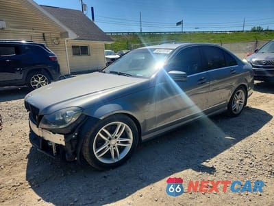 2013 MERCEDES-BENZ C 300 4MATIC WDDGF8ABXDR248582 - główne zdjęcie licytacji z USA - miniatura