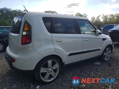 Trzecie zdjęcie samochodu z tyłu: 2010 KIA SOUL + VIN:KNDJT2A23A7041366 - miniatura