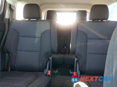 Zdjęcie 10 z 13 samochodu: 2023 GMC ACADIA SLE VIN:1GKKNKL46PZ102952 - miniatura