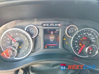 Zdjęcie 9 z 13 samochodu: 2025 RAM 1500 BIG HORN VIN:1C6RRFBGXSN705346 - miniatura