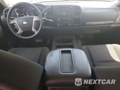 Zdjęcie 8 z 13 samochodu: 2012 CHEVROLET SILVERADO K1500 LT VIN:1GCPKSE7XCF126698 - miniatura