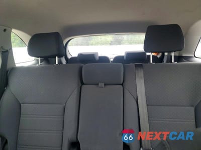 Zdjęcie 10 z 13 samochodu: 2017 KIA SORENTO LX V6 VIN:5XYPGDA51HG293294 - miniatura