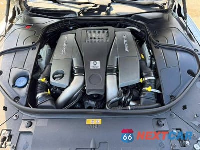 Piąte zdjęcie samochodu w środku: 2017 MERCEDES-BENZ S 63 AMG VIN:WDDXJ7JB4HA030781 - miniatura