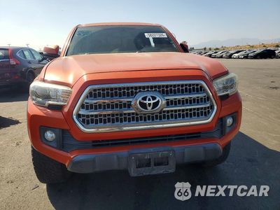 Piąte zdjęcie samochodu w środku: 2017 TOYOTA TACOMA TRD OFF-ROAD VIN:3TMAZ5CN2HM037686 - miniatura