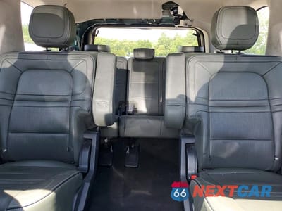 Zdjęcie 10 z 14 samochodu: 2022 LINCOLN NAVIGATOR BLACK LABEL VIN:5LMJJ2TT7NEL16923 - miniatura