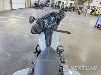 Zdjęcie 6 z 10 samochodu: 2024 HARLEY-DAVIDSON FLHX VIN:1HD1KB712RB606571 - miniatura