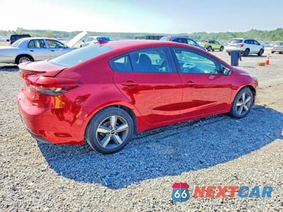Trzecie zdjęcie samochodu z tyłu: 2018 KIA FORTE S VIN:3KPFL4A71JE257522 - miniatura
