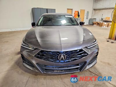 Piąte zdjęcie samochodu w środku: 2025 ACURA TLX TECHNOLOGY VIN:19UUB5F43SA000205 - miniatura