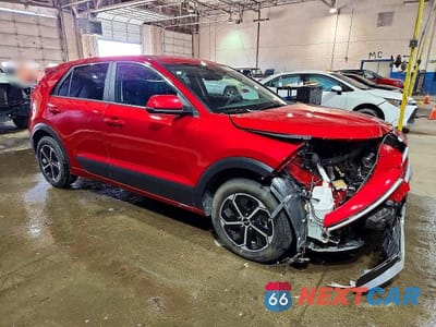 Czwarte zdjęcie samochodu z boku: 2026 KIA NIRO LX VIN:KNDCP3LE5T5327924 - miniatura