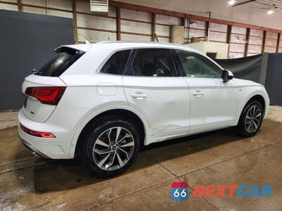 Trzecie zdjęcie samochodu z tyłu: 2024 AUDI Q5 PREMIUM PLUS 45 VIN:WA1EAAFY3R2082288 - miniatura