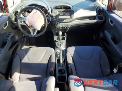 Zdjęcie 8 z 12 samochodu: 2013 HONDA FIT SPORT VIN:JHMGE8H53DC036525 - miniatura