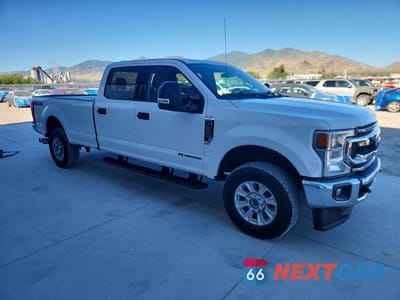 Czwarte zdjęcie samochodu z boku: 2021 FORD F250 SUPER DUTY VIN:1FT7W2BT1MED72780 - miniatura