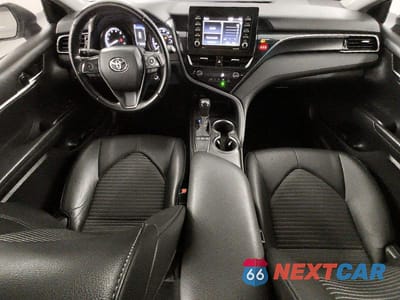 Zdjęcie 8 z 12 samochodu: 2022 TOYOTA CAMRY SE VIN:4T1G11AKXNU061806 - miniatura