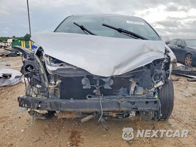 Piąte zdjęcie samochodu w środku: 2018 TOYOTA SIEANNA VIN:5TDXZ3DC0JS909462 - miniatura